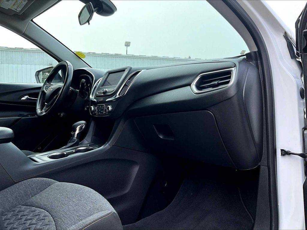 used 2022 Chevrolet Equinox car, priced at $22,630