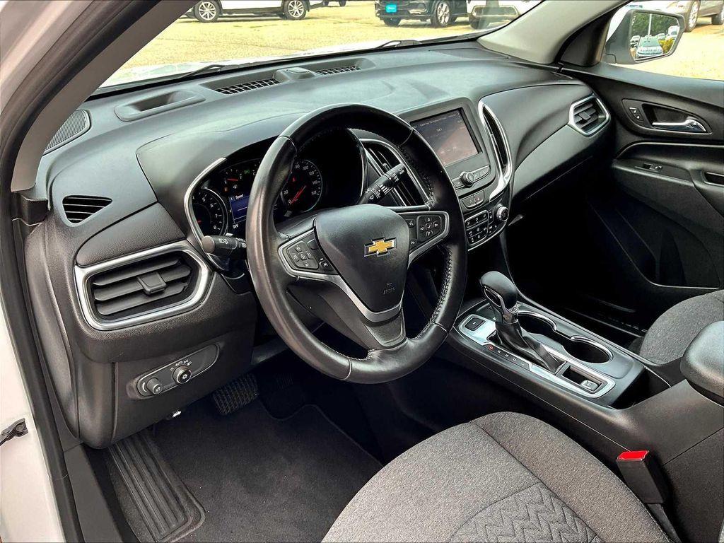 used 2022 Chevrolet Equinox car, priced at $22,630