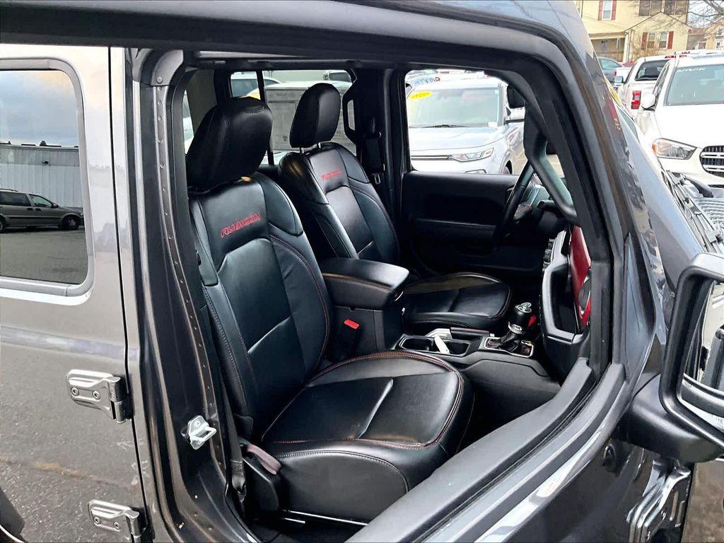 used 2021 Jeep Wrangler Unlimited car, priced at $33,887