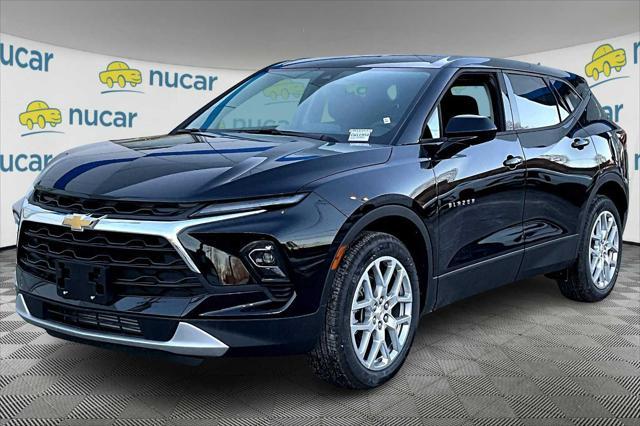 new 2025 Chevrolet Blazer car, priced at $38,595