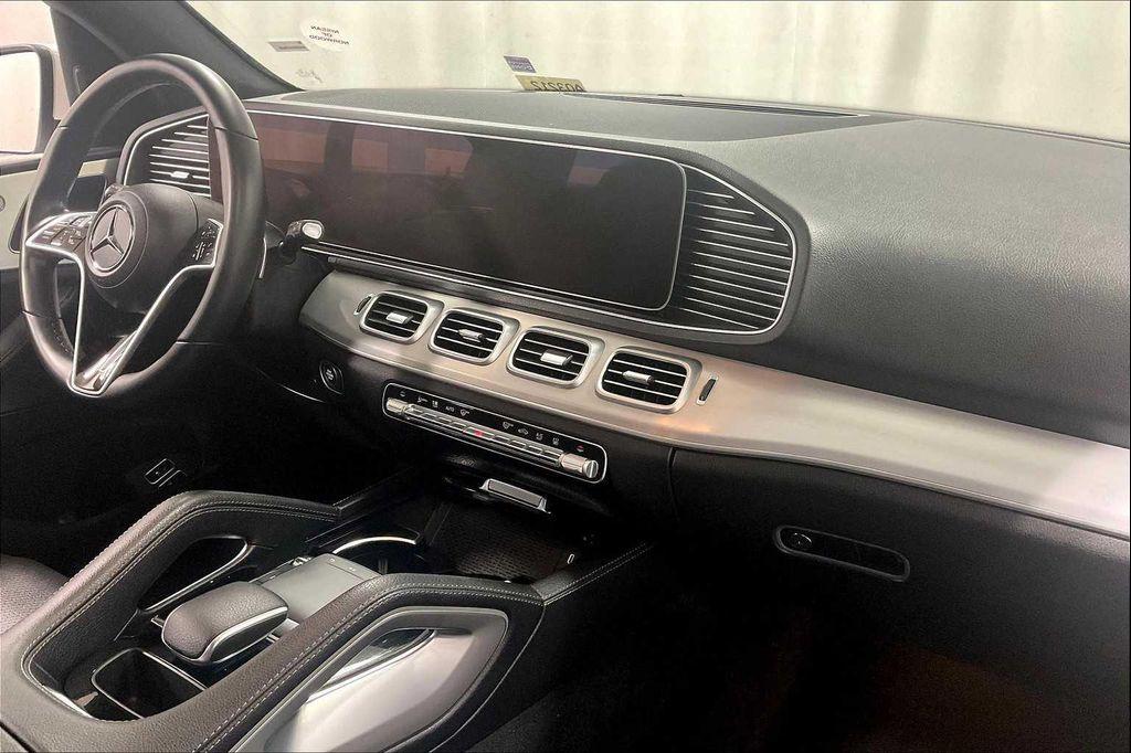 used 2024 Mercedes-Benz GLE 450 Plug-In Hybrid car, priced at $49,229