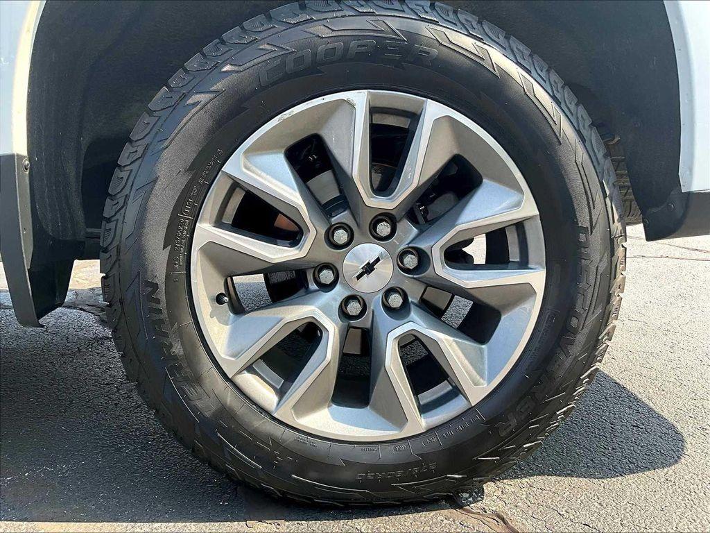 used 2022 Chevrolet Silverado 1500 car, priced at $36,311