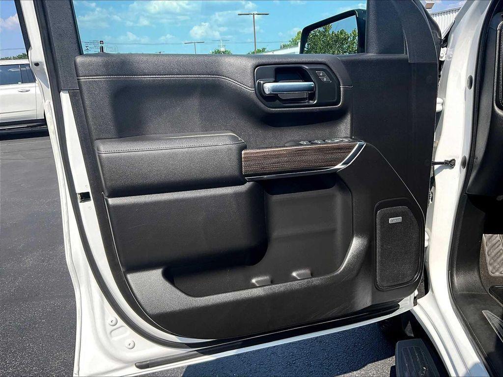 used 2022 Chevrolet Silverado 1500 car, priced at $36,311