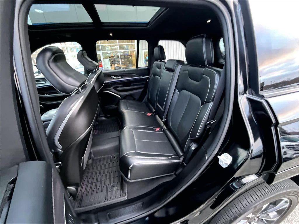 used 2023 Jeep Grand Cherokee car, priced at $35,956