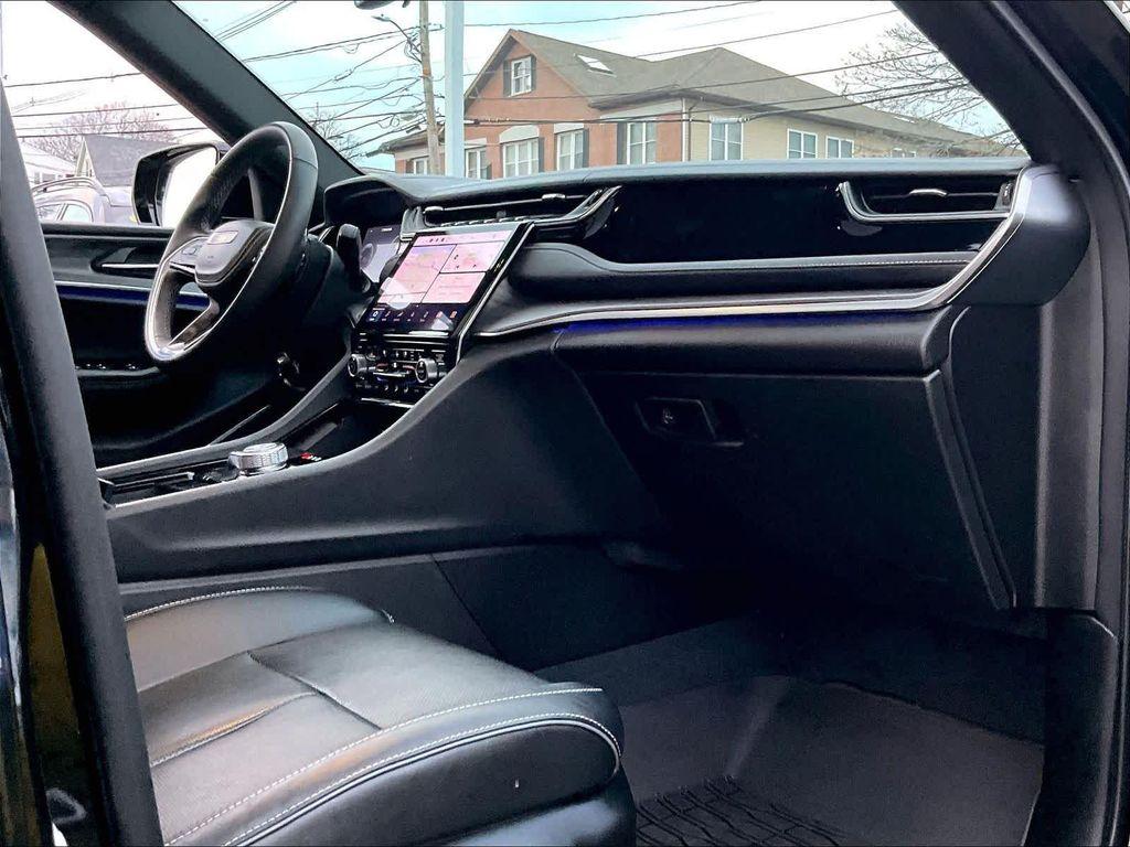 used 2023 Jeep Grand Cherokee car, priced at $35,956