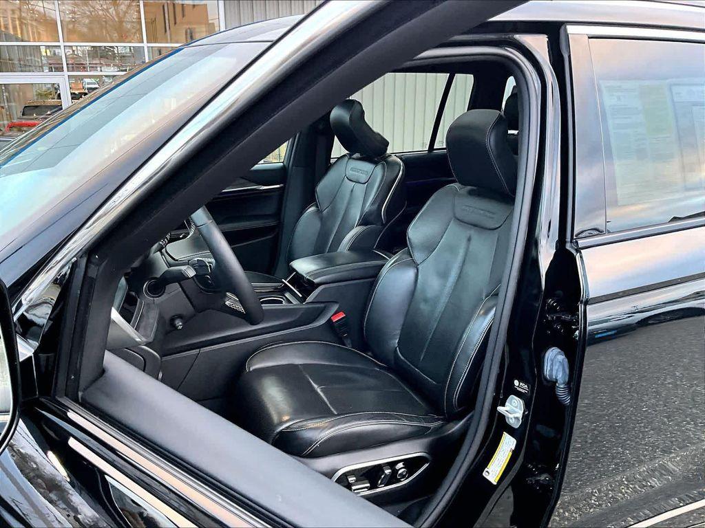 used 2023 Jeep Grand Cherokee car, priced at $35,956