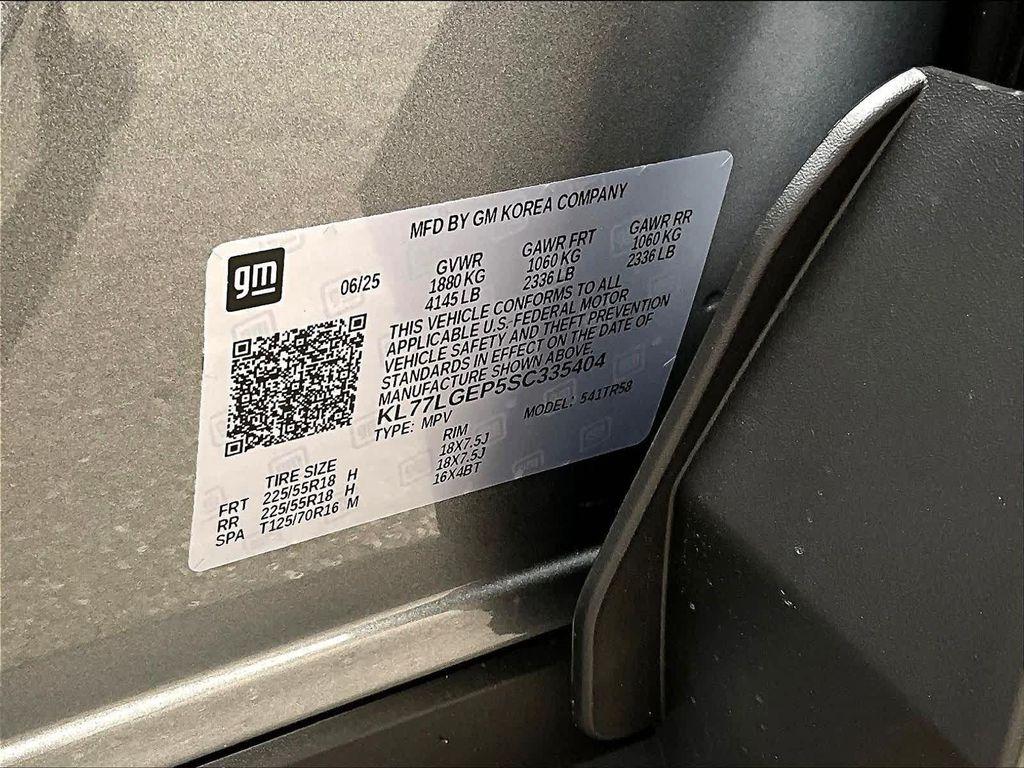 new 2025 Chevrolet Trax car, priced at $24,530