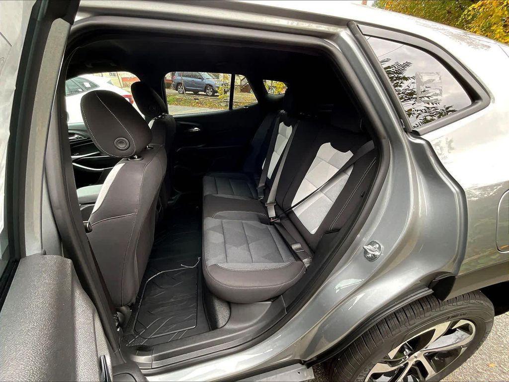 new 2025 Chevrolet Trax car, priced at $24,530