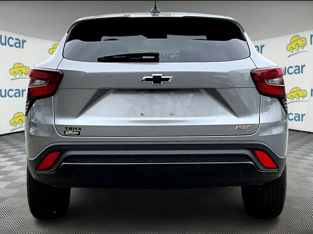 new 2025 Chevrolet Trax car, priced at $24,530