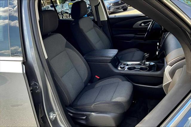 used 2020 Chevrolet Traverse car, priced at $25,896