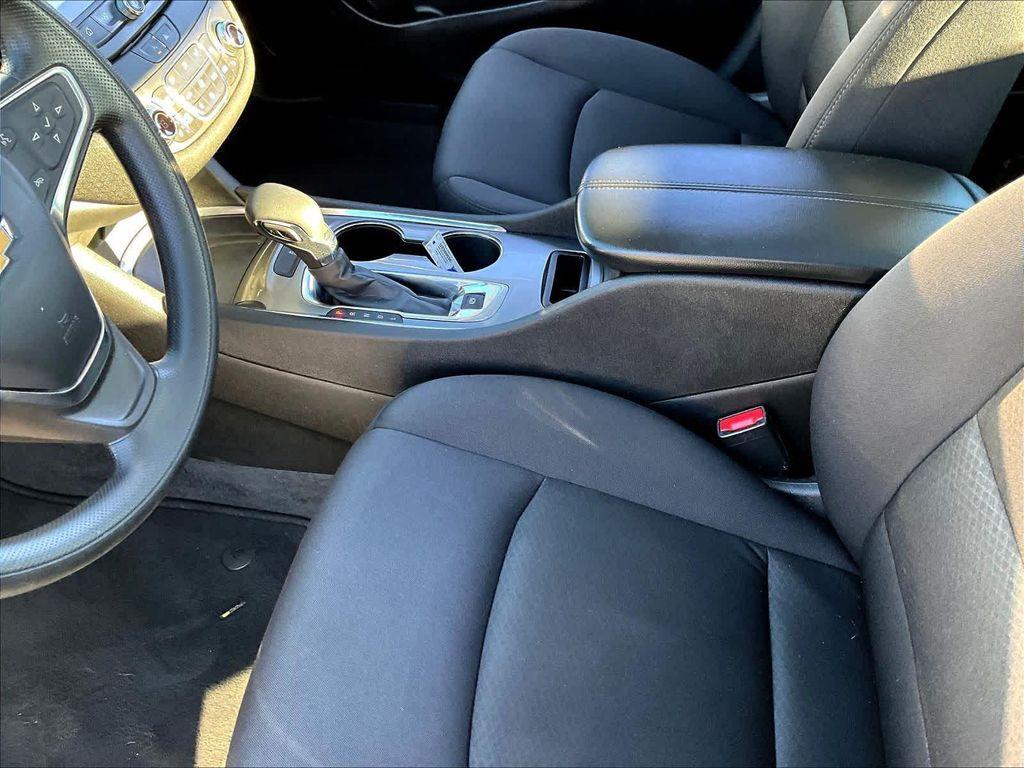 used 2023 Chevrolet Malibu car, priced at $18,989
