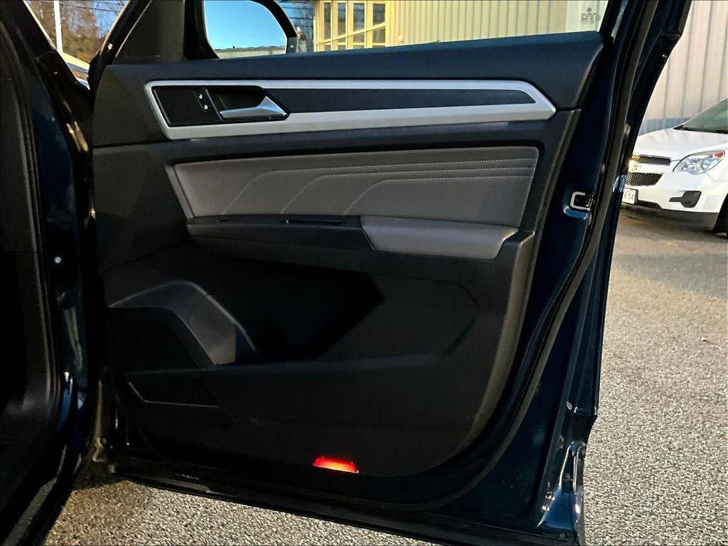 used 2023 Volkswagen Atlas Cross Sport car, priced at $29,951