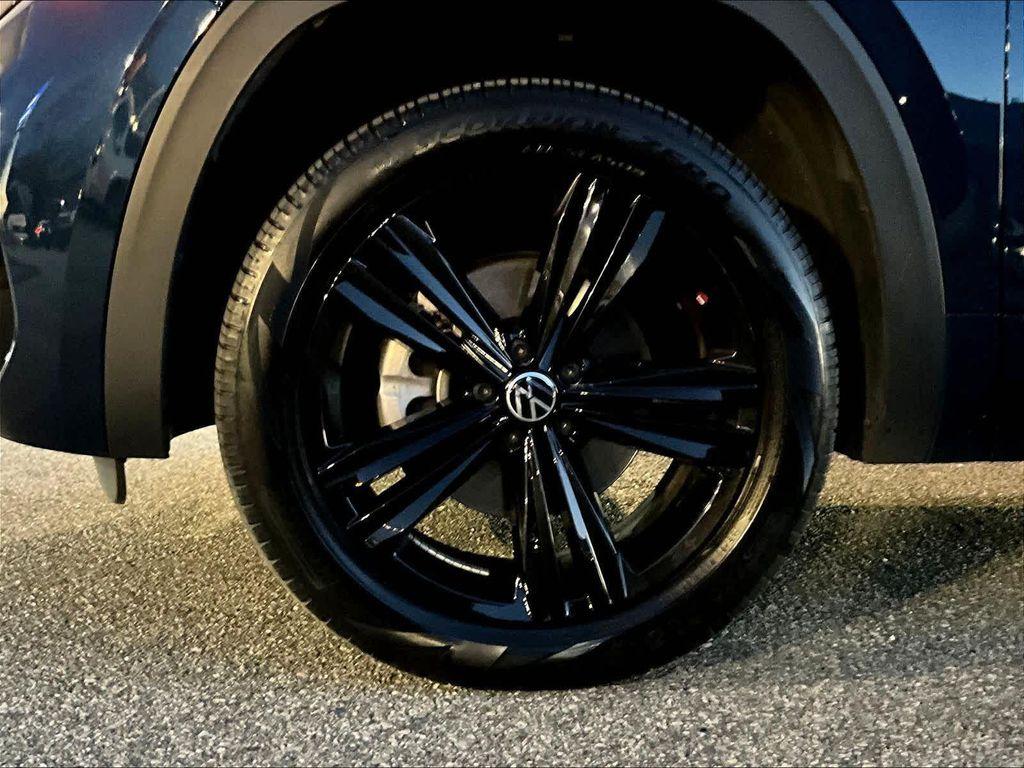 used 2023 Volkswagen Atlas Cross Sport car, priced at $29,951