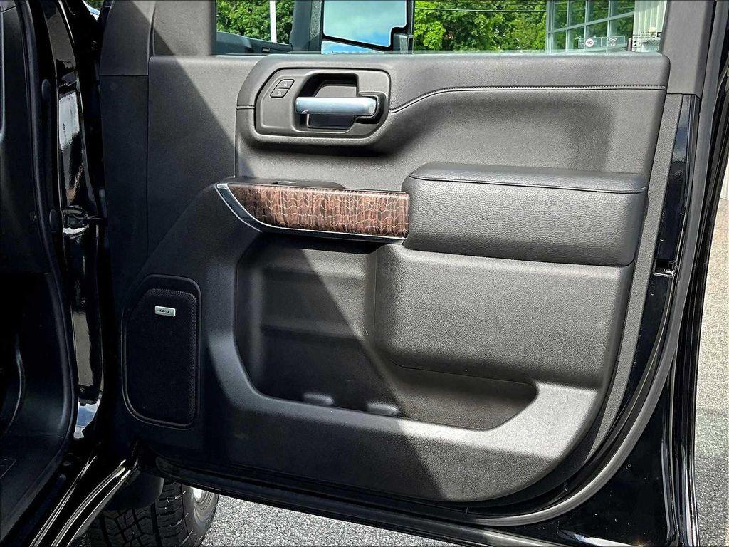 used 2023 GMC Sierra 2500 car, priced at $65,985