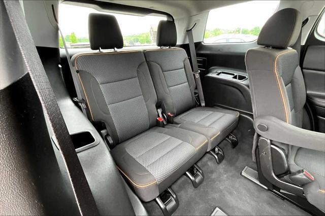 used 2023 GMC Acadia car, priced at $37,612