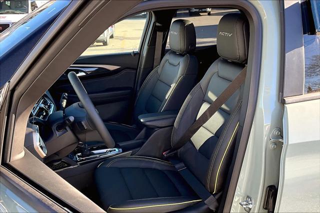 new 2025 Chevrolet TrailBlazer car, priced at $32,430