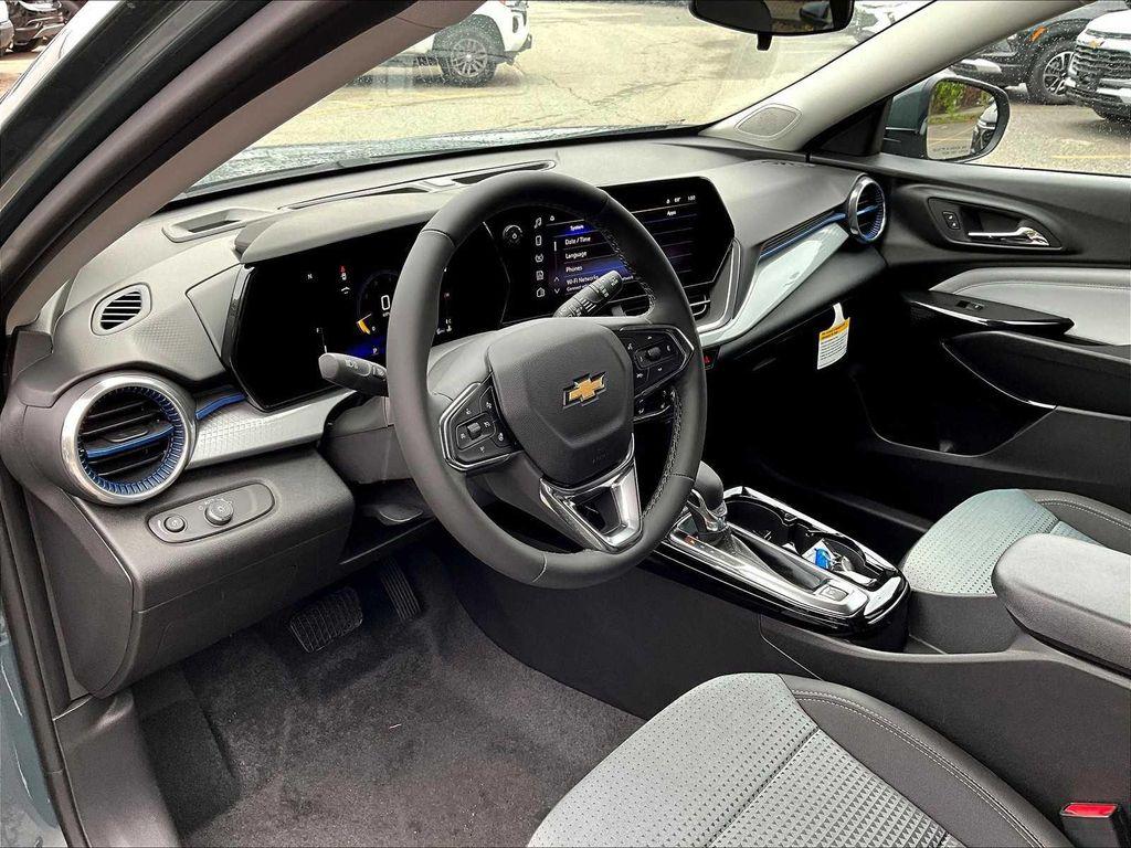 new 2025 Chevrolet Trax car, priced at $25,750