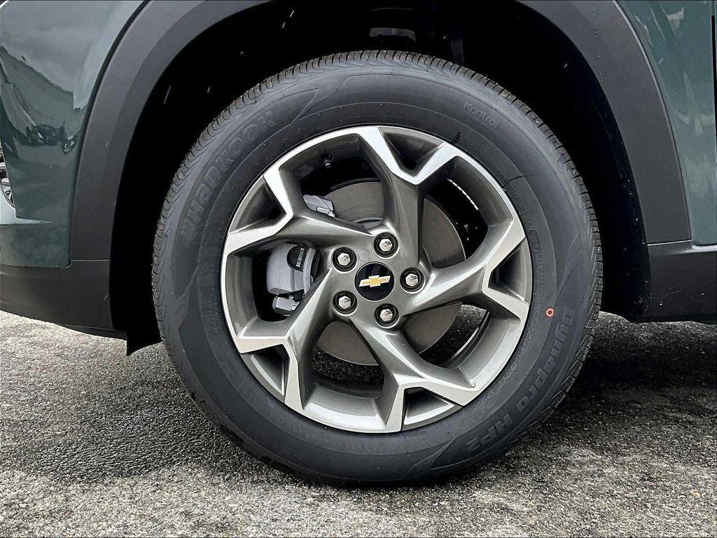 new 2025 Chevrolet Trax car, priced at $25,750