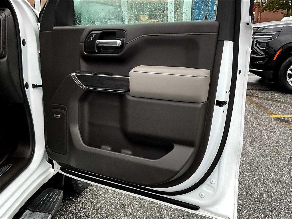 used 2020 Chevrolet Silverado 1500 car, priced at $35,886