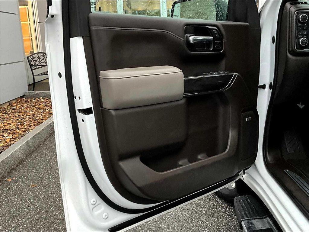 used 2020 Chevrolet Silverado 1500 car, priced at $35,886