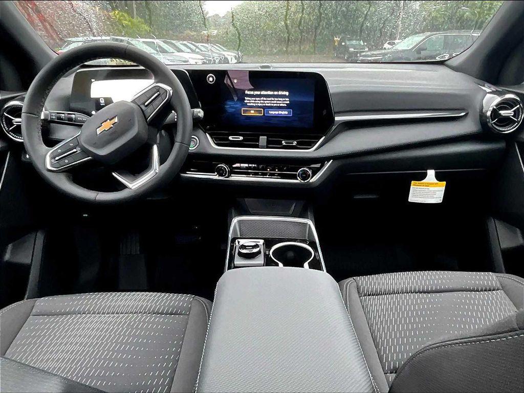 new 2026 Chevrolet Equinox car, priced at $32,715