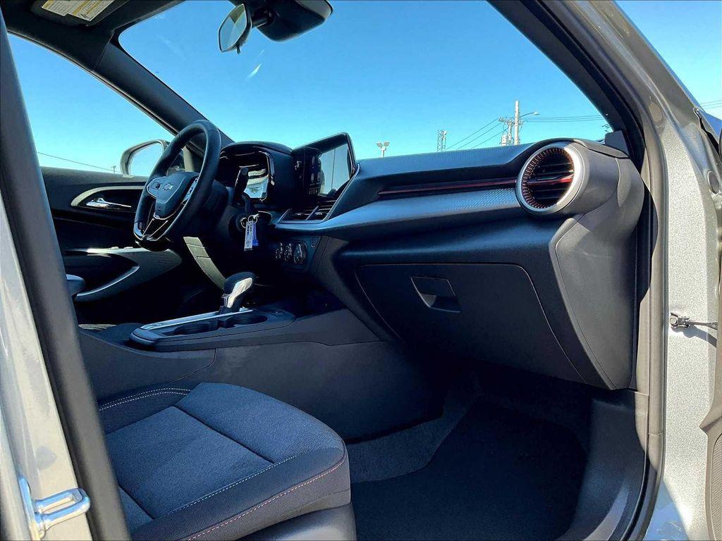 used 2025 Chevrolet Trax car, priced at $23,475