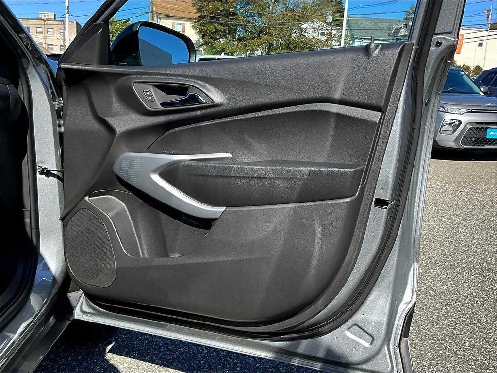 used 2025 Chevrolet Trax car, priced at $23,475