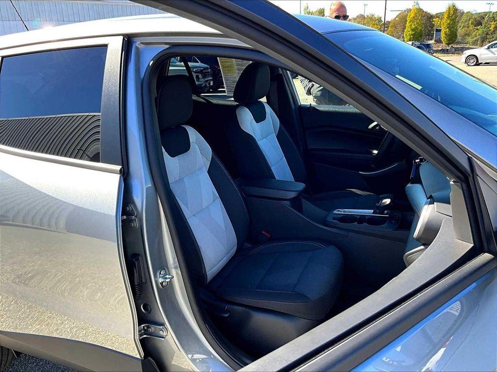 used 2025 Chevrolet Trax car, priced at $23,475