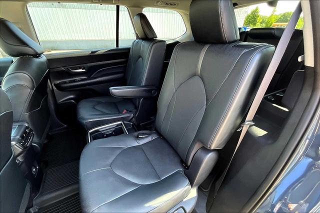 used 2024 Toyota Grand Highlander car, priced at $55,075