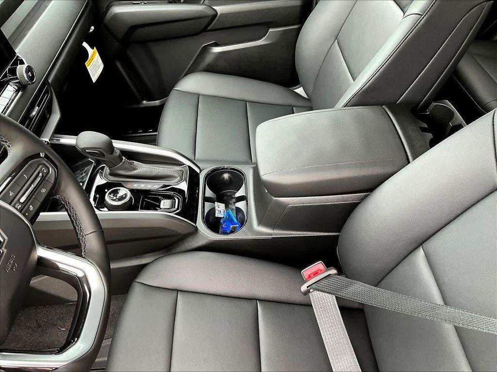 new 2026 Chevrolet Colorado car, priced at $44,185