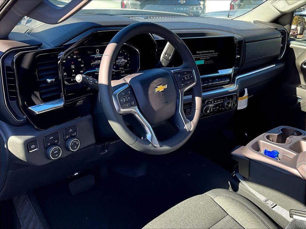 new 2025 Chevrolet Silverado 1500 car, priced at $51,595