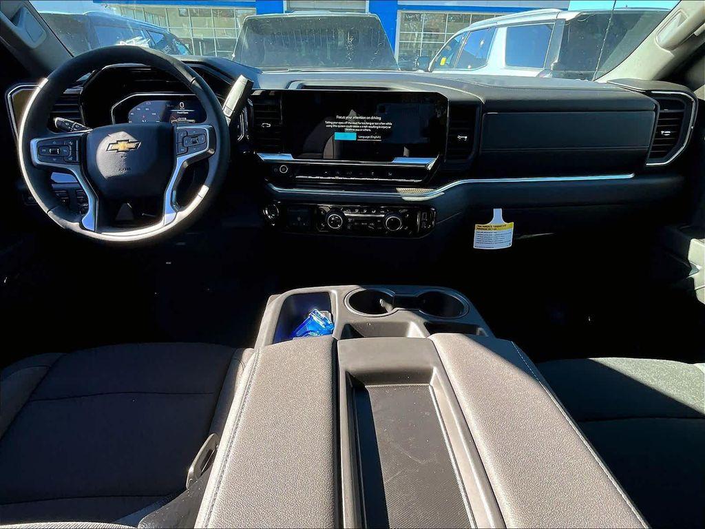 new 2025 Chevrolet Silverado 1500 car, priced at $51,595
