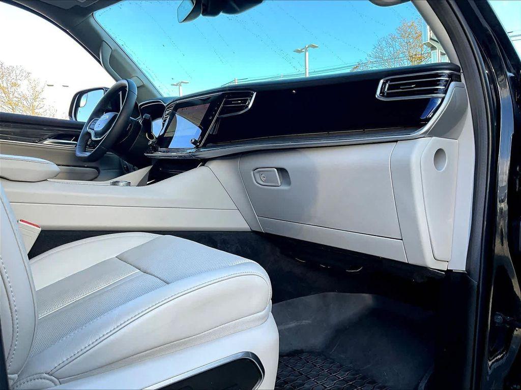 used 2022 Jeep Wagoneer car, priced at $46,851