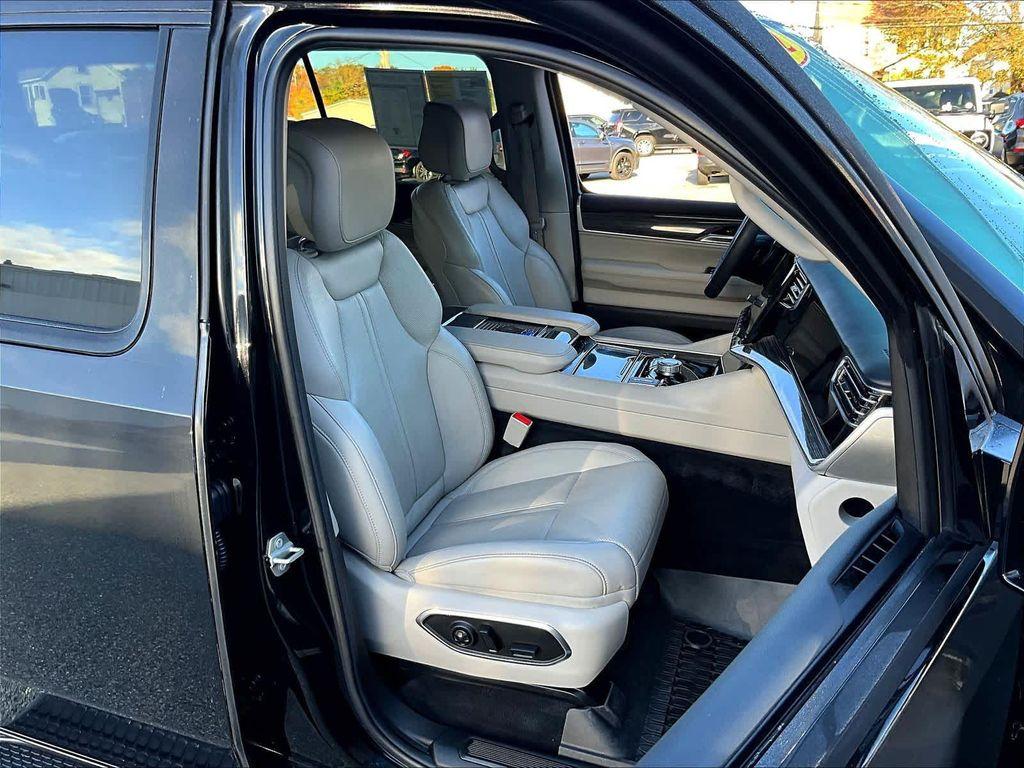 used 2022 Jeep Wagoneer car, priced at $46,851