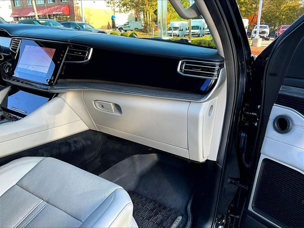 used 2022 Jeep Wagoneer car, priced at $46,851