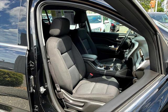 used 2022 GMC Acadia car, priced at $28,585