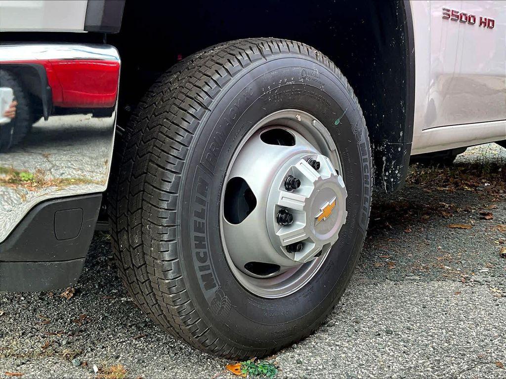 new 2025 Chevrolet Silverado 3500 car, priced at $49,543