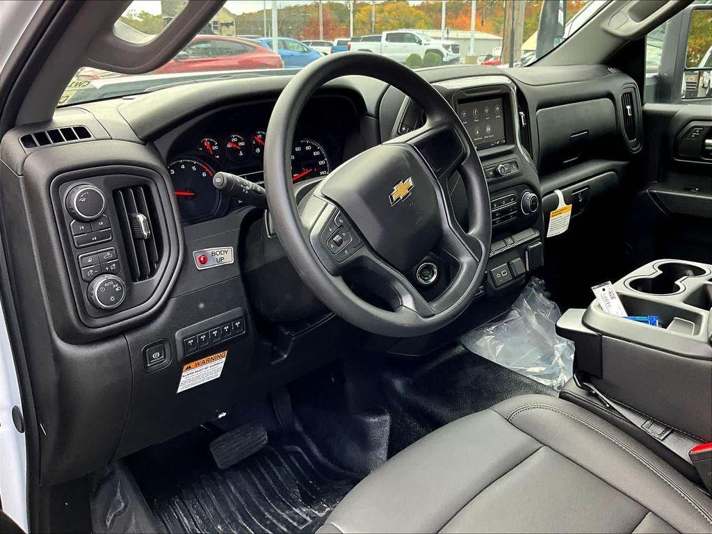 new 2025 Chevrolet Silverado 3500 car, priced at $49,543
