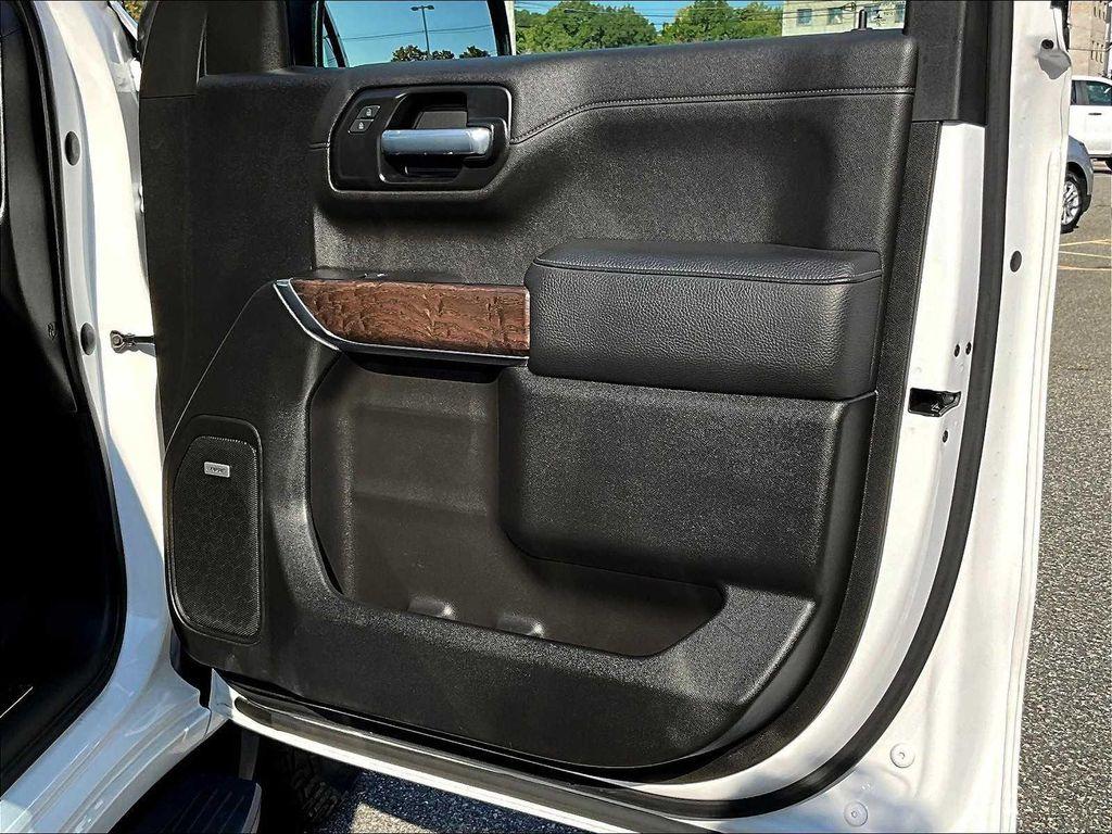 used 2021 GMC Sierra 1500 car, priced at $38,712