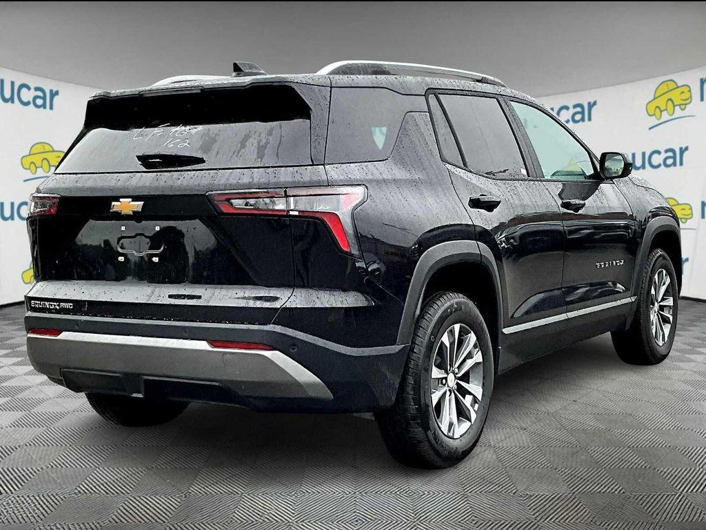 new 2026 Chevrolet Equinox car, priced at $32,465