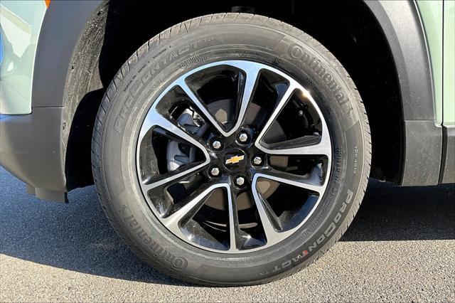 new 2025 Chevrolet TrailBlazer car, priced at $29,330