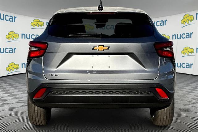 new 2025 Chevrolet Trax car, priced at $22,385