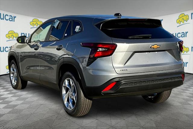 new 2025 Chevrolet Trax car, priced at $22,385