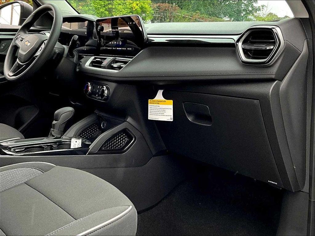 new 2026 Chevrolet TrailBlazer car, priced at $26,850