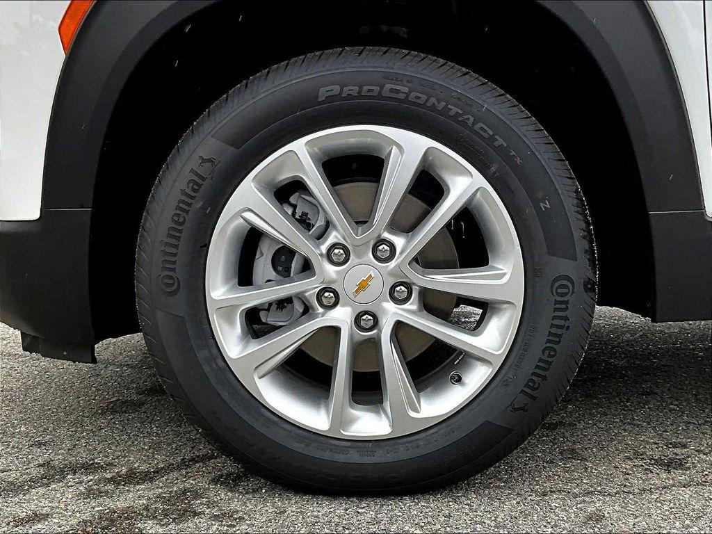 new 2026 Chevrolet TrailBlazer car, priced at $26,850