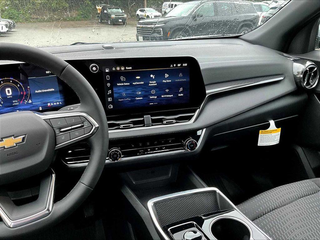 new 2026 Chevrolet Equinox car, priced at $32,465