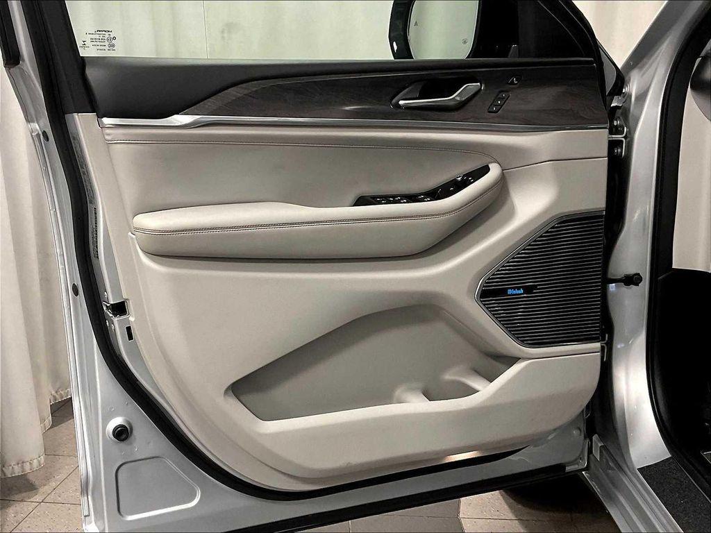 used 2021 Jeep Grand Cherokee L car, priced at $34,987