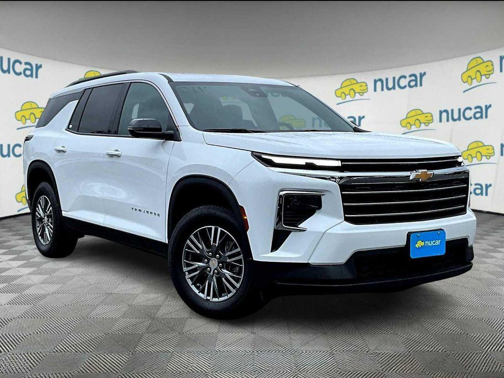 new 2025 Chevrolet Traverse car, priced at $42,845