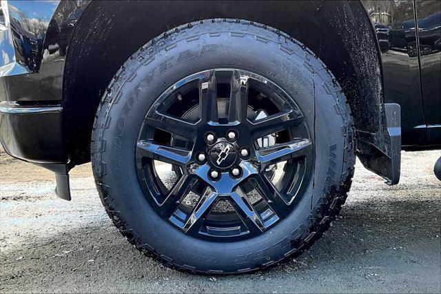 new 2025 Chevrolet Silverado 1500 car, priced at $49,320