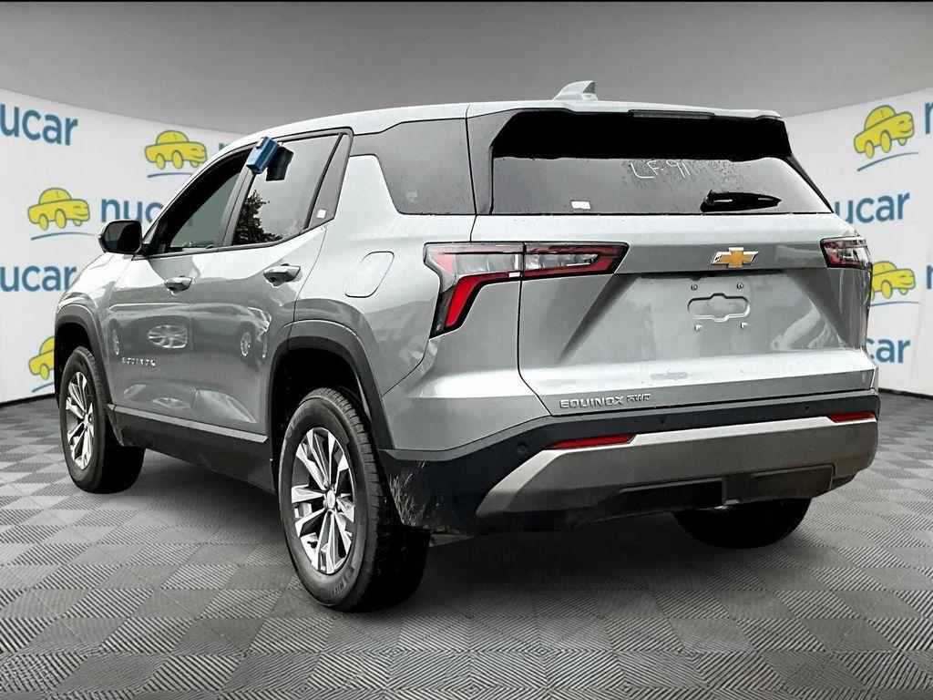 new 2026 Chevrolet Equinox car, priced at $30,820